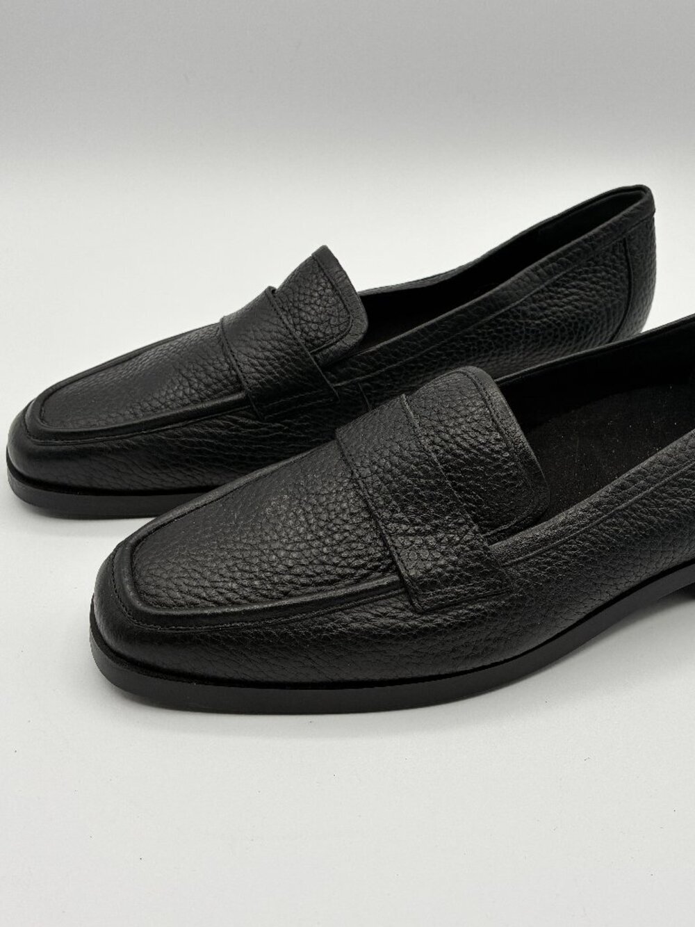 Vionic classic Black Pebbled Leather Sellah Loafer- supportive orthotic comfort